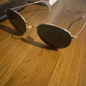 Ray-Ban Gold Frame Sunglasses with Dark Lenses